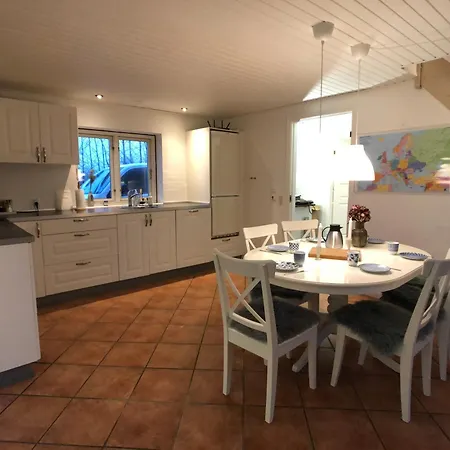 Kobbeldalhus Holiday home *